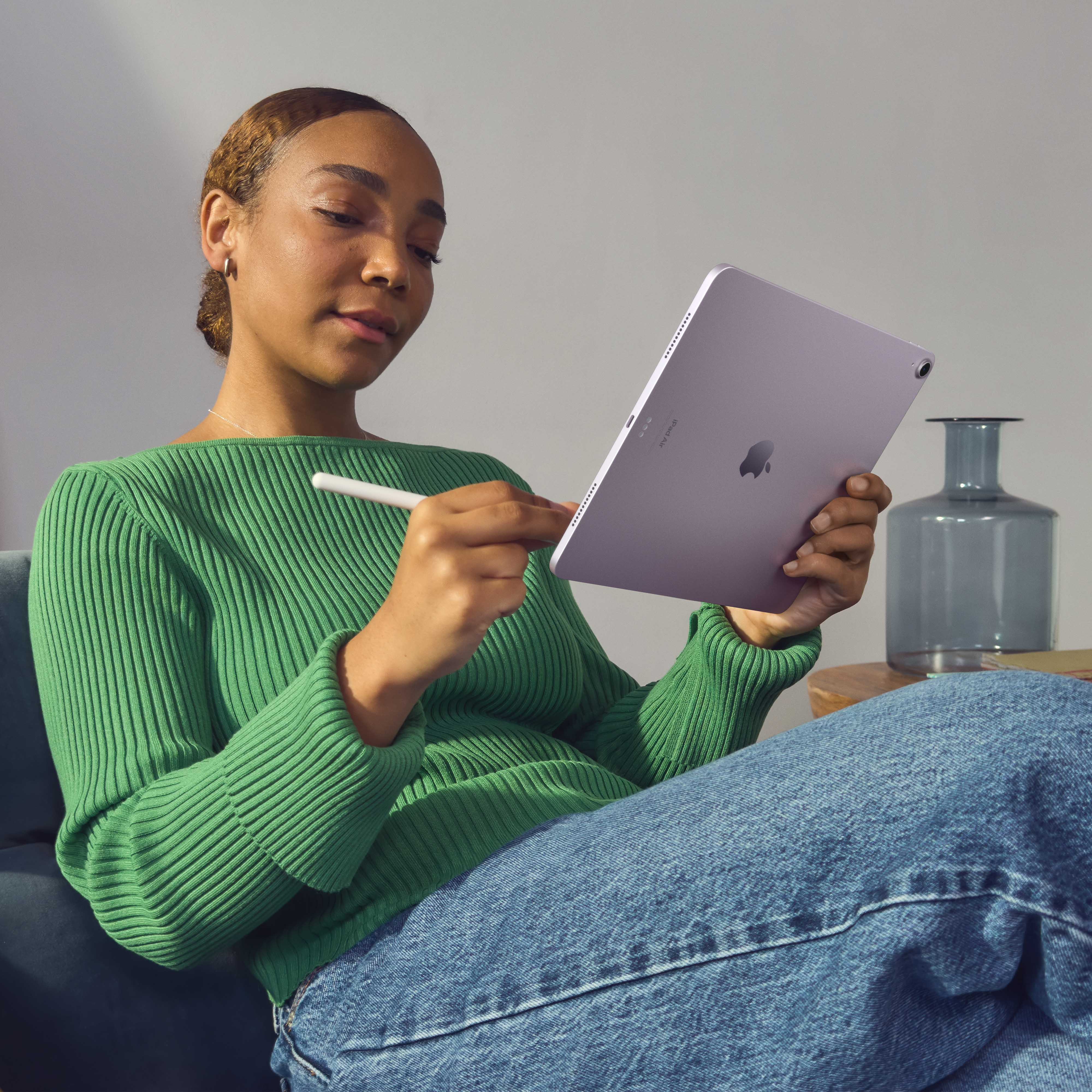 iPad Air 13-inch Wifi + Cellular 128GB Space Grey